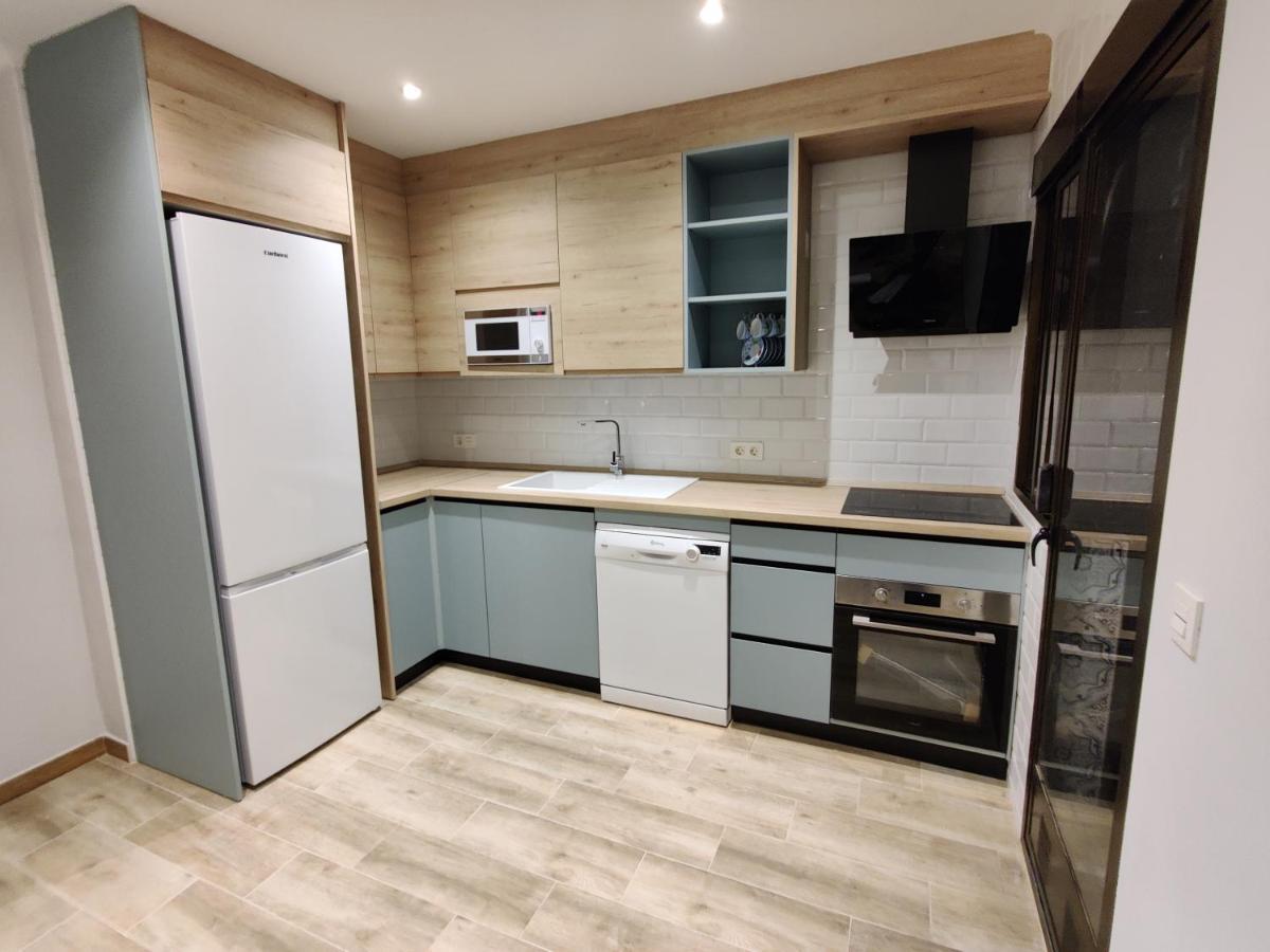 Duerme A Gusto - Tu Habitacion Acogedora En Torredonjimeno 외부 사진