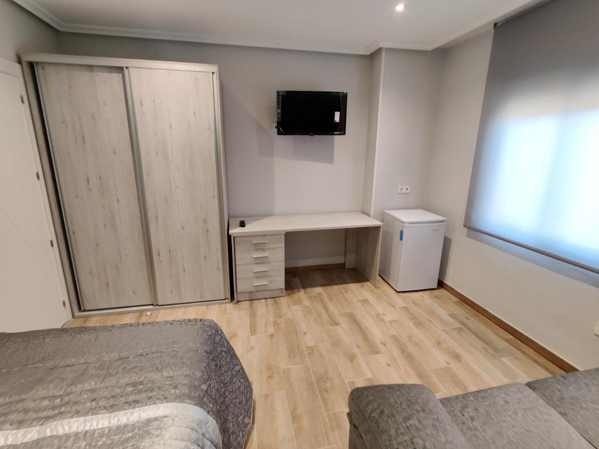 Duerme A Gusto - Tu Habitacion Acogedora En Torredonjimeno 외부 사진