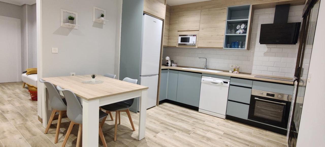 Duerme A Gusto - Tu Habitacion Acogedora En Torredonjimeno 외부 사진