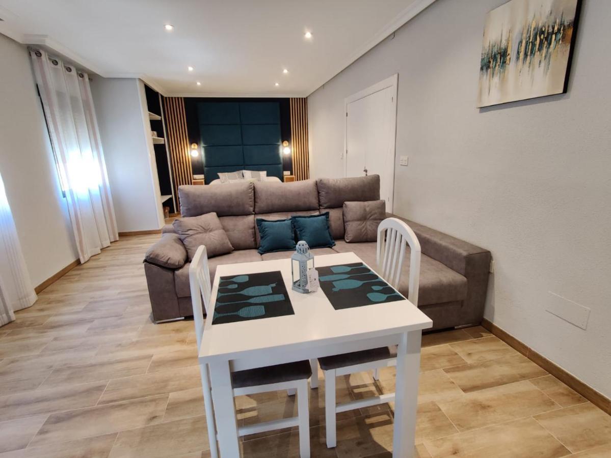 Duerme A Gusto - Tu Habitacion Acogedora En Torredonjimeno 외부 사진